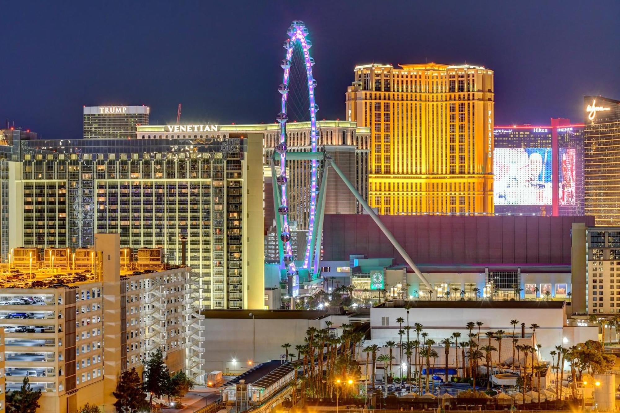 لاس فيغاس Balcony Strip View Suite * Mgm Signature Tower 3 المظهر الخارجي الصورة