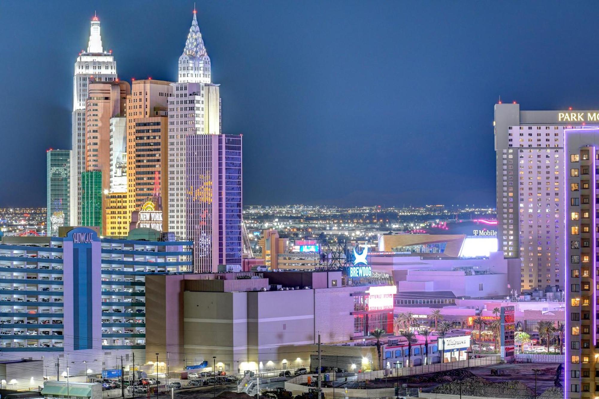 لاس فيغاس Balcony Strip View Suite * Mgm Signature Tower 3 المظهر الخارجي الصورة